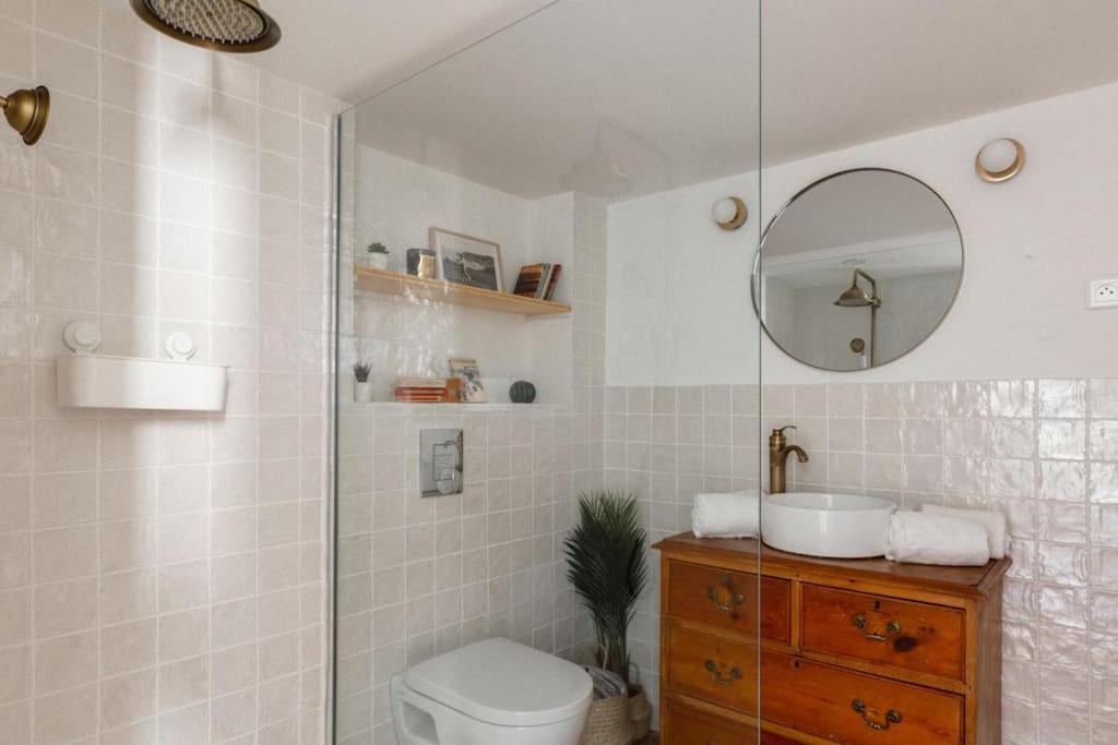 Appartement Authentique Situe En Plein Centre D'Antibes Extérieur photo